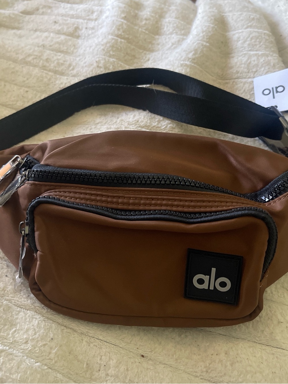 ALO Yoga Brown Belt Bag Fanny Pack - Picture 1 of 5